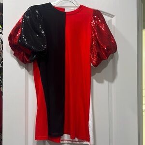 QUEEN OF SPARKLES Red and Black Sequin Sleeve Tee